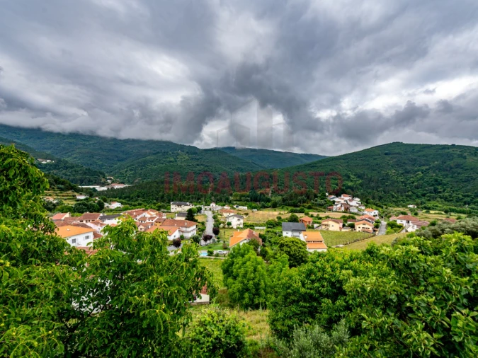 Moradia T3 para Venda em Vila Cova a Coelheira Foto 8