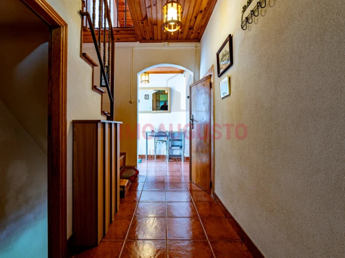 Moradia T3 para Venda em Vila Cova a Coelheira Foto 9