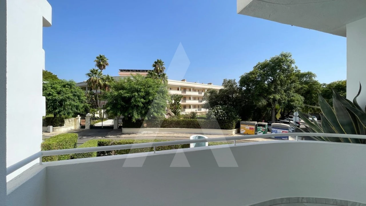 Apartamento T2 para Venda em Quarteira Foto 22
