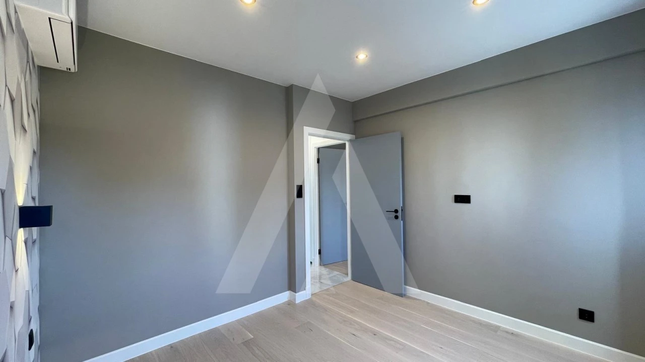 Apartamento T2 para Venda em Quarteira Foto 32