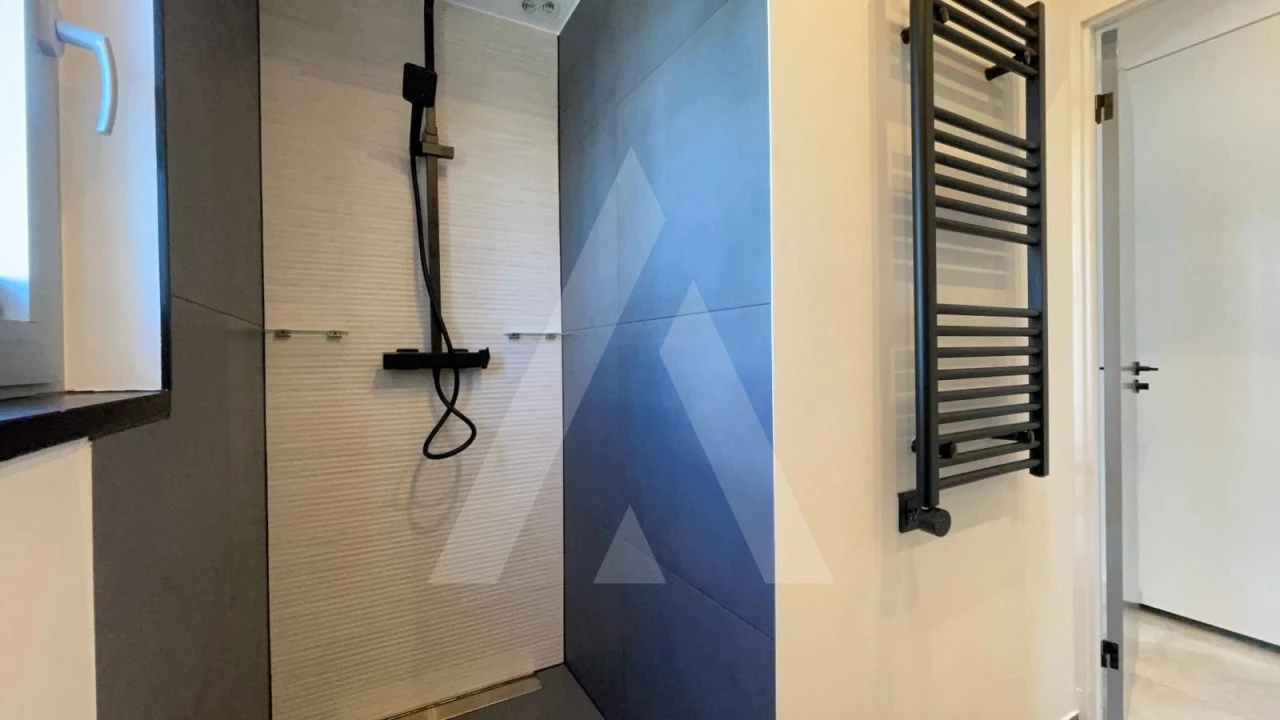 Apartamento T2 para Venda em Quarteira Foto 19
