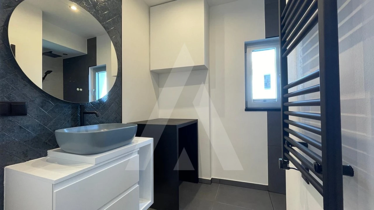 Apartamento T2 para Venda em Quarteira Foto 36