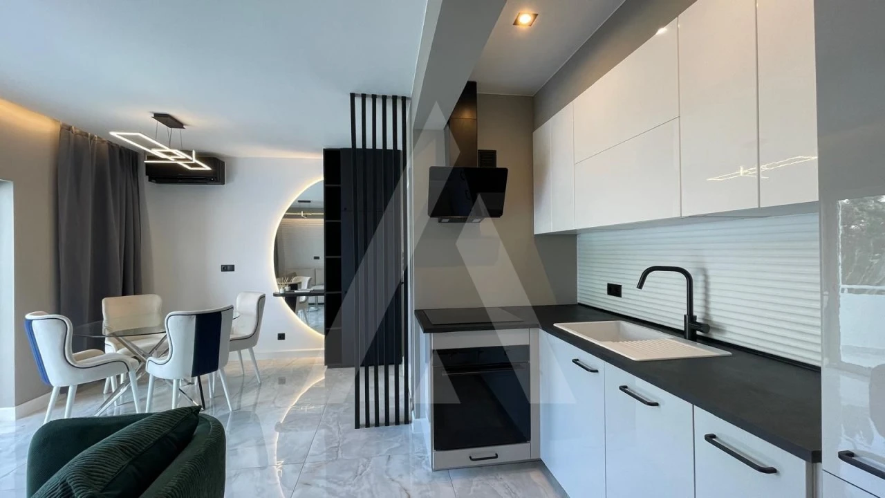 Apartamento T2 para Venda em Quarteira Foto 3