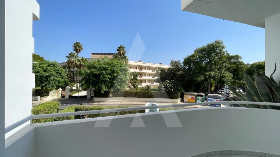 Apartamento T2 para Venda em Quarteira Foto 22