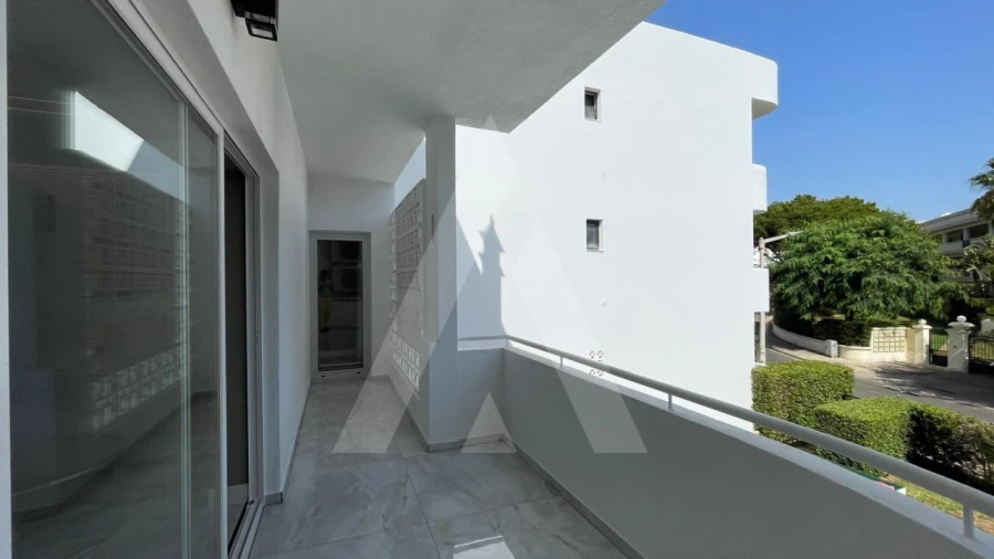 Apartamento T2 para Venda em Quarteira Foto 28