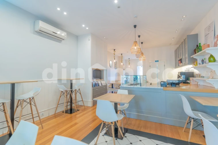 Negócio para Venda em Vila Nova de Famalicão e Calendário Foto 3