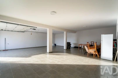 Moradia T3 para Venda em Albufeira e Olhos de Água