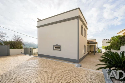 Moradia T3 para Venda em Albufeira e Olhos de Água