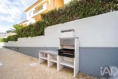 Moradia T3 para Venda em Albufeira e Olhos de Água