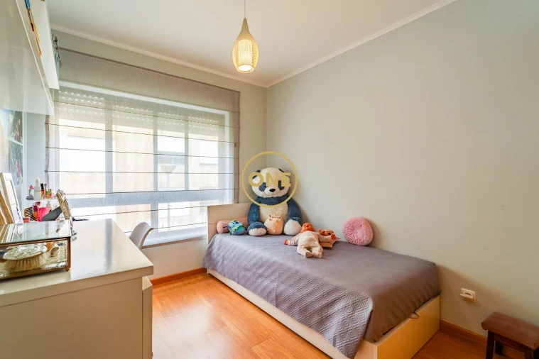 Apartamento T2 para Venda em Arrifes Foto 10