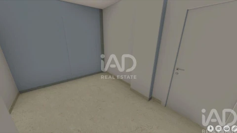 Apartamento T2 para Venda em Quelfes