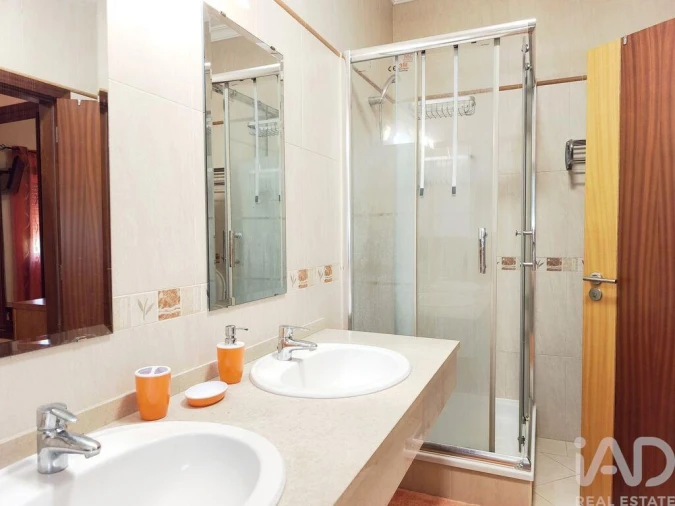 Moradia T4 para Venda em Vila Nova de Cacela Foto 15