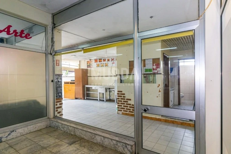 Loja para Arrendamento em Ovar, São João, Arada e São Vicente de Pereira Jusã Foto 8