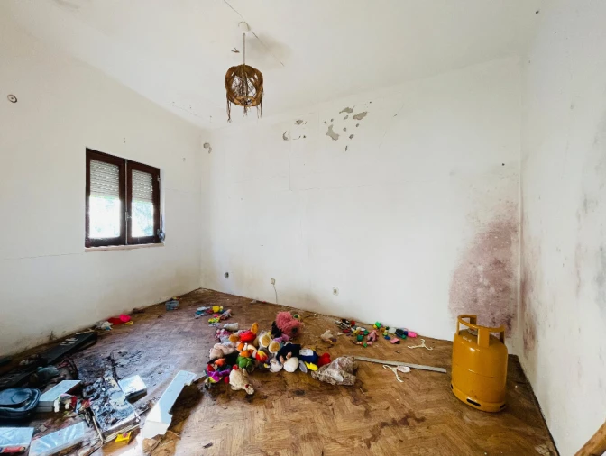 Moradia T1 para Venda em Almalagues Foto 2