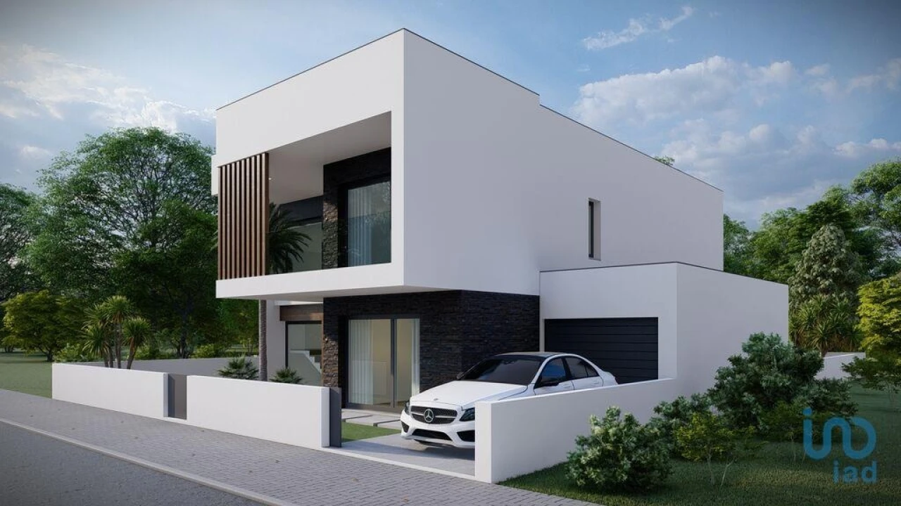 Moradia T4 para Venda em Fernao Ferro Foto 7