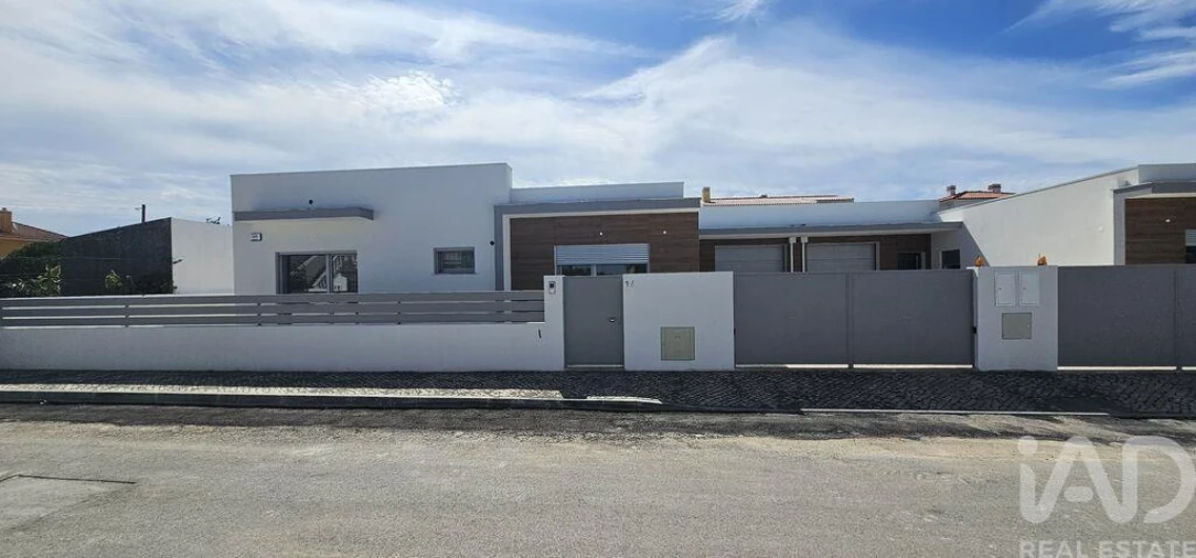 Moradia T4 para Venda em Azeitão (São Lourenço e São Simão) Foto 34