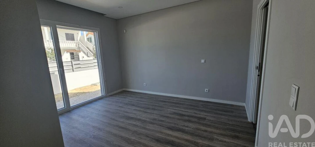 Moradia T4 para Venda em Azeitão (São Lourenço e São Simão) Foto 21