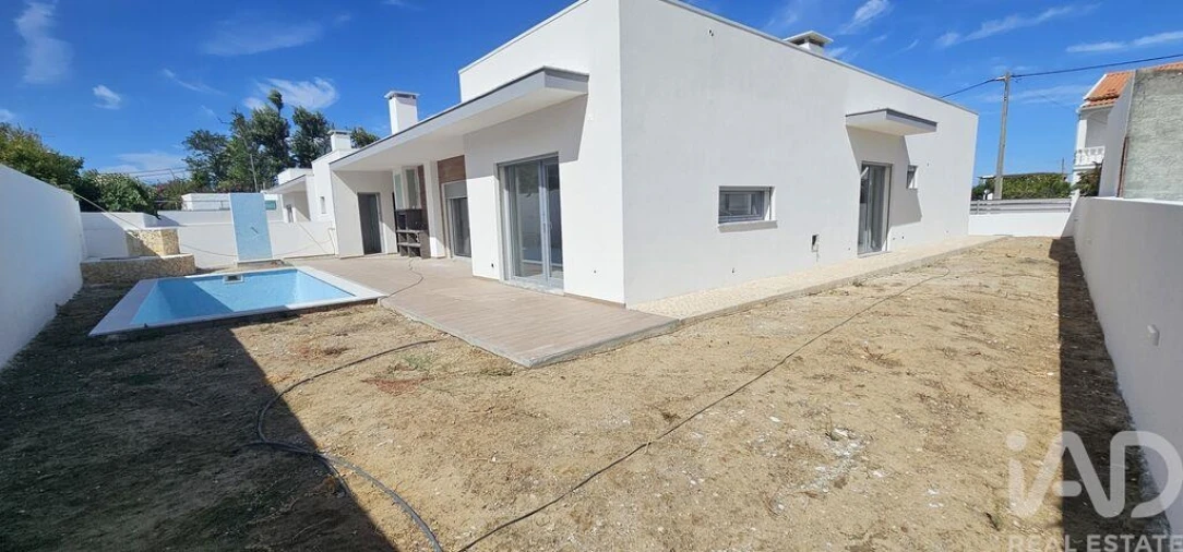 Moradia T4 para Venda em Azeitão (São Lourenço e São Simão) Foto 27