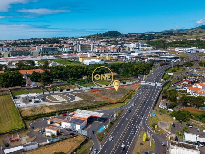 Terreno para Venda em Ponta Delgada (São Pedro)