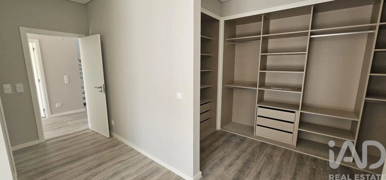 Moradia T4 para Venda em Azeitão (São Lourenço e São Simão) Foto 30