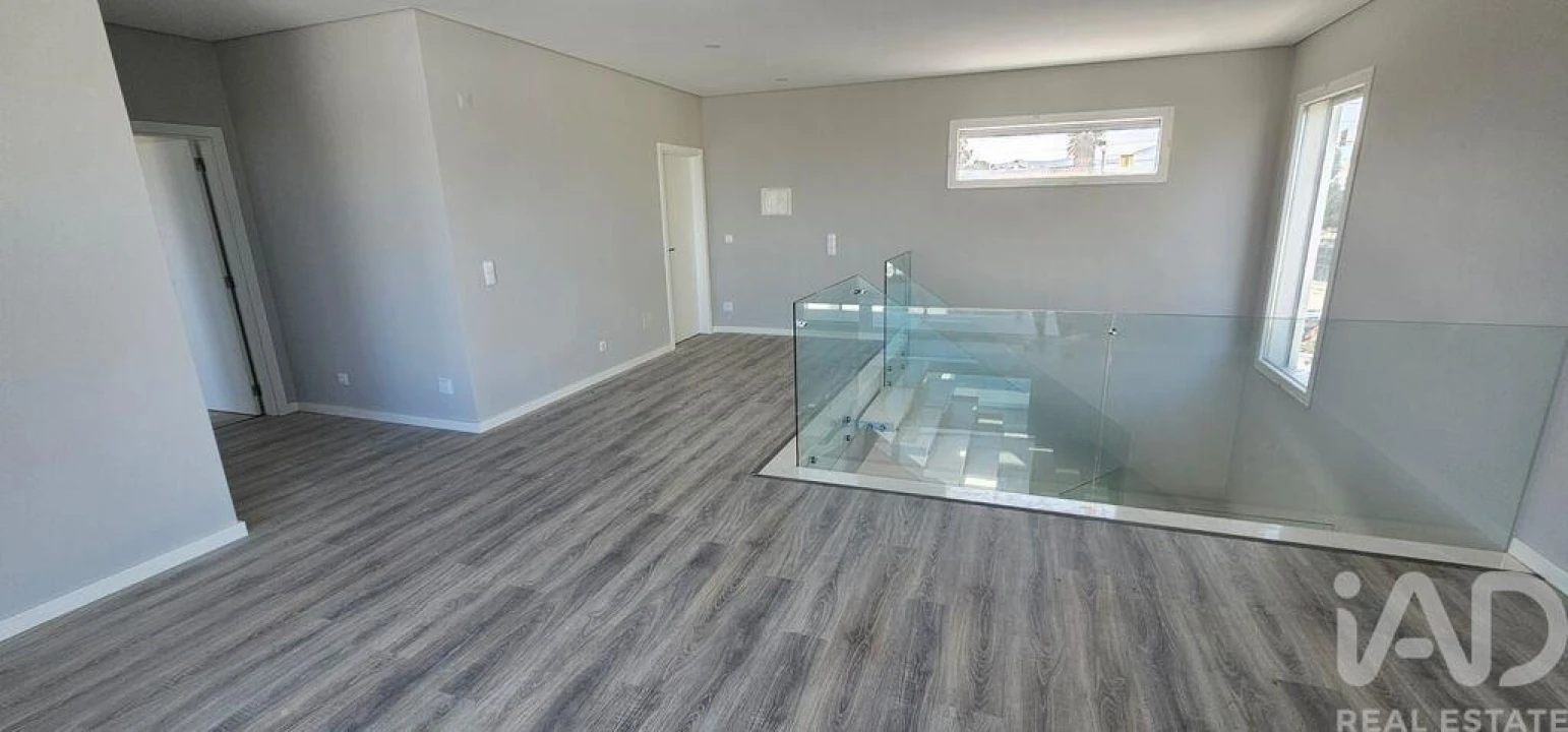 Moradia T4 para Venda em Azeitão (São Lourenço e São Simão) Foto 25