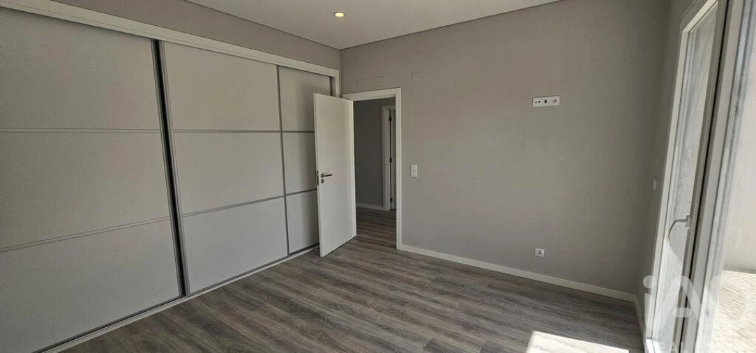 Moradia T4 para Venda em Azeitão (São Lourenço e São Simão) Foto 35