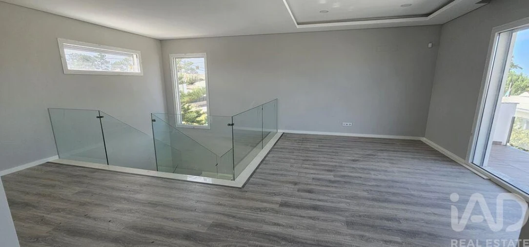 Moradia T4 para Venda em Azeitão (São Lourenço e São Simão) Foto 23