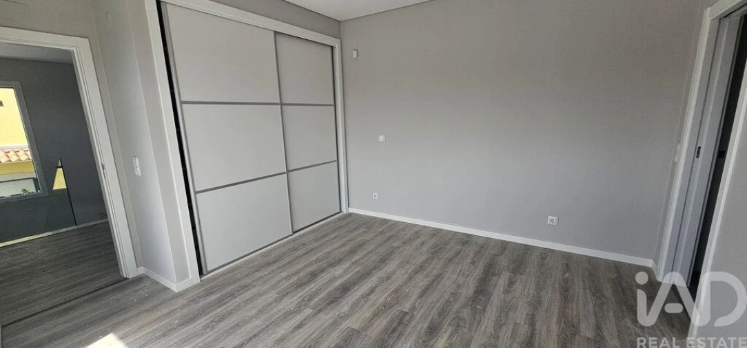 Moradia T4 para Venda em Azeitão (São Lourenço e São Simão) Foto 16