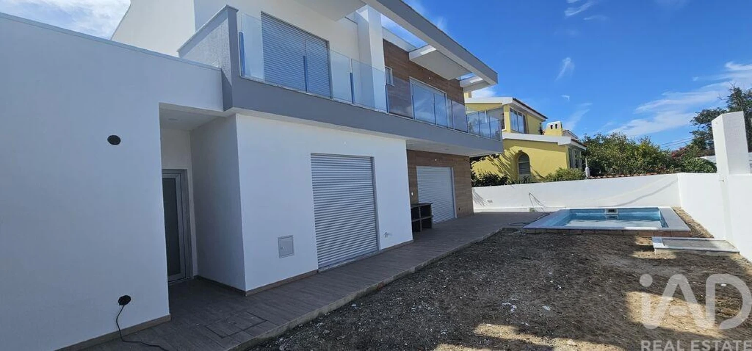 Moradia T4 para Venda em Azeitão (São Lourenço e São Simão) Foto 39