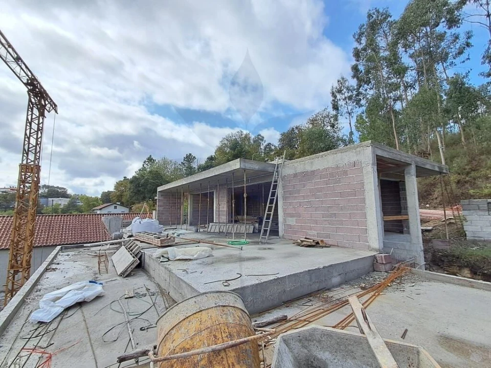 Moradia T3 para Venda em Gême Foto 19