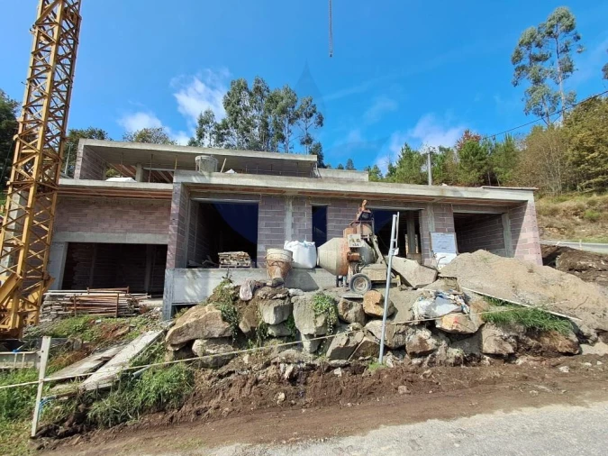 Moradia T3 para Venda em Gême Foto 3