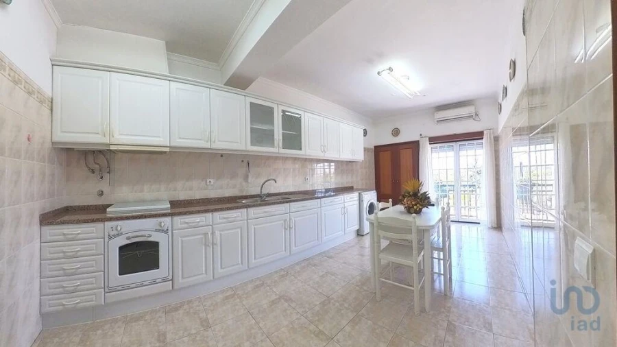 Apartamento T3 para Venda em Pedrogão Grande Foto 3