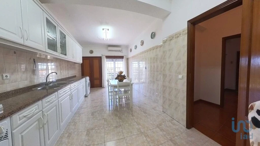 Apartamento T3 para Venda em Pedrogão Grande Foto 7