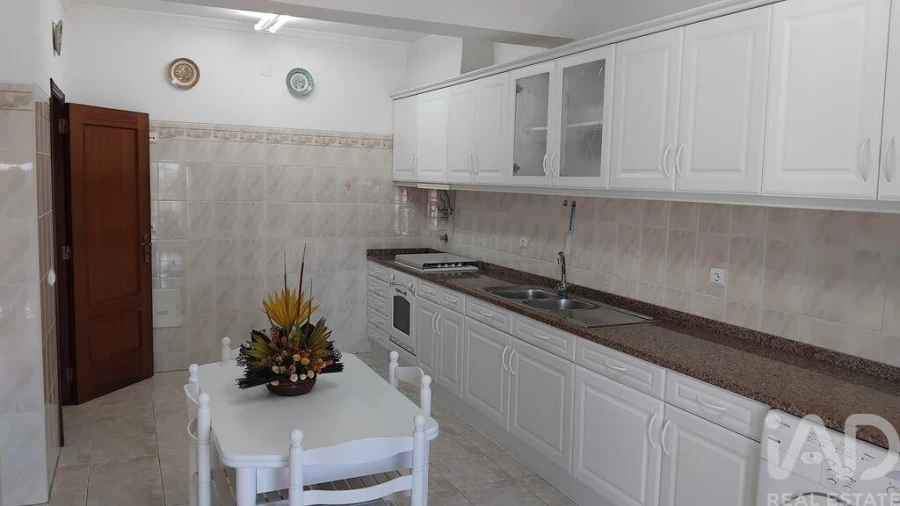 Apartamento T3 para Venda em Pedrogão Grande Foto 18