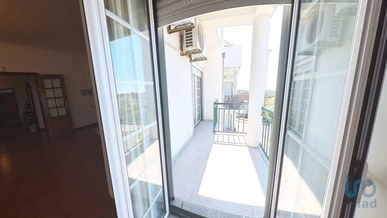 Apartamento T3 para Venda em Pedrogão Grande Foto 9