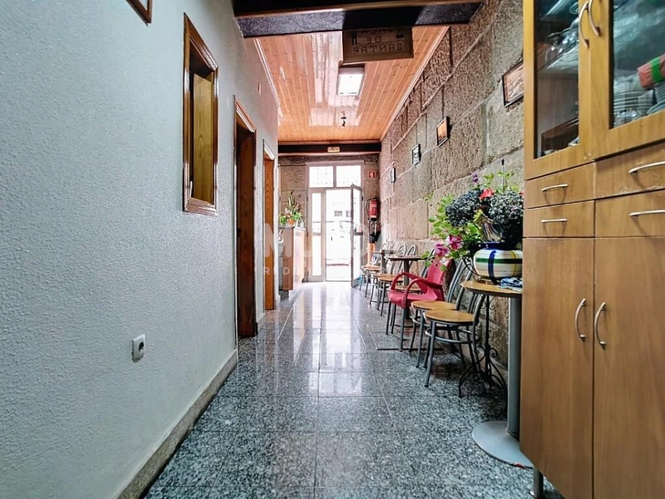 Negócio para Venda em Santa Maria Maior Foto 10