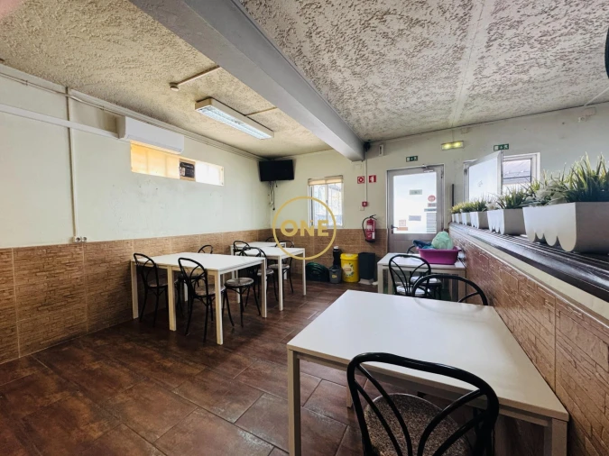 Negócio para Trespasse em Ruivães e Novais Foto 6