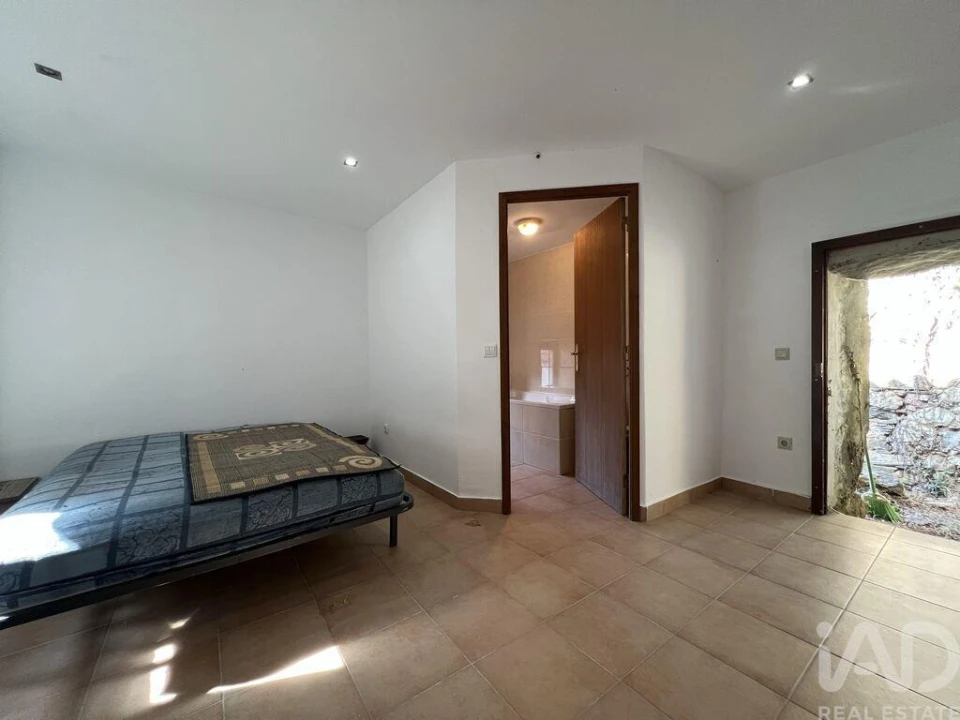 Moradia T2 para Venda em Cumeeira Foto 20