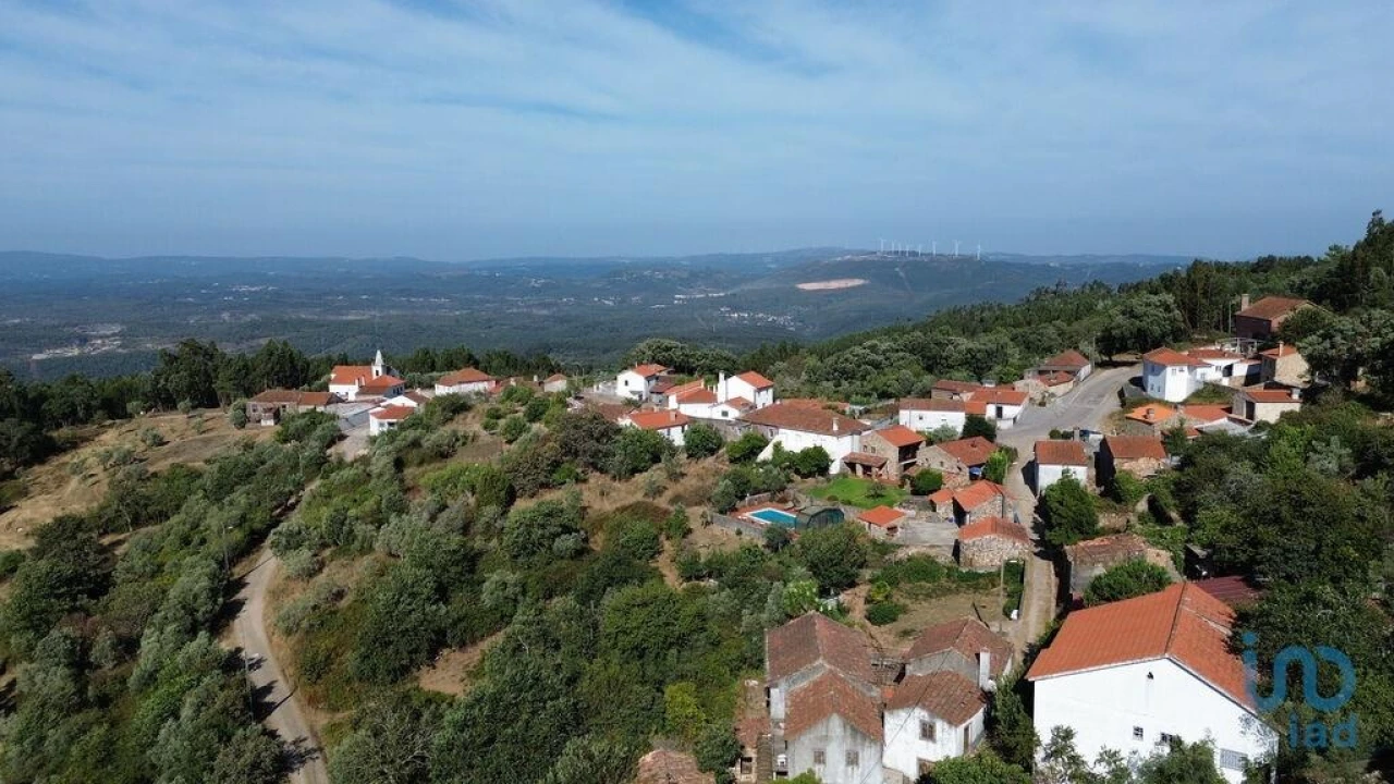 Moradia T2 para Venda em Cumeeira Foto 4