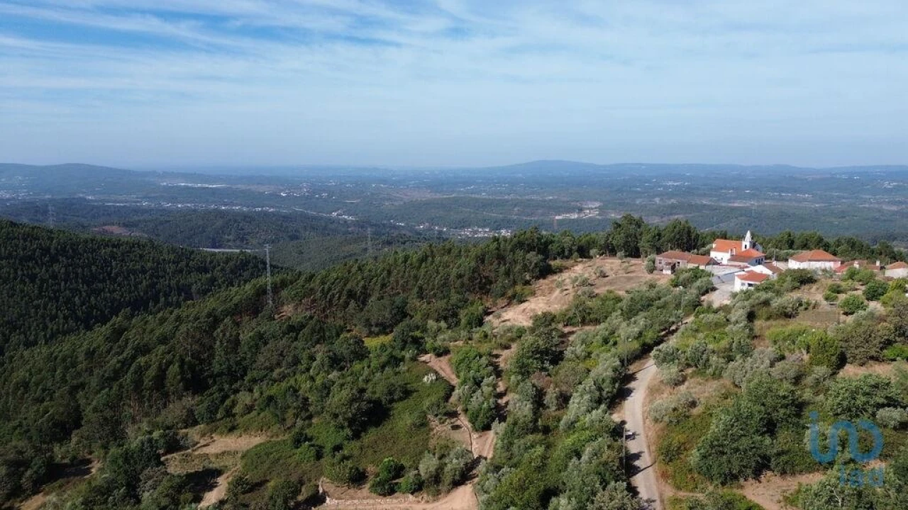 Moradia T2 para Venda em Cumeeira Foto 5