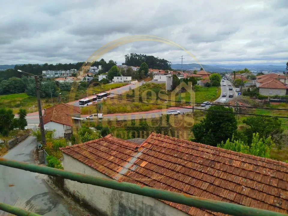 Moradia T3 para Venda em Brufe Foto 13