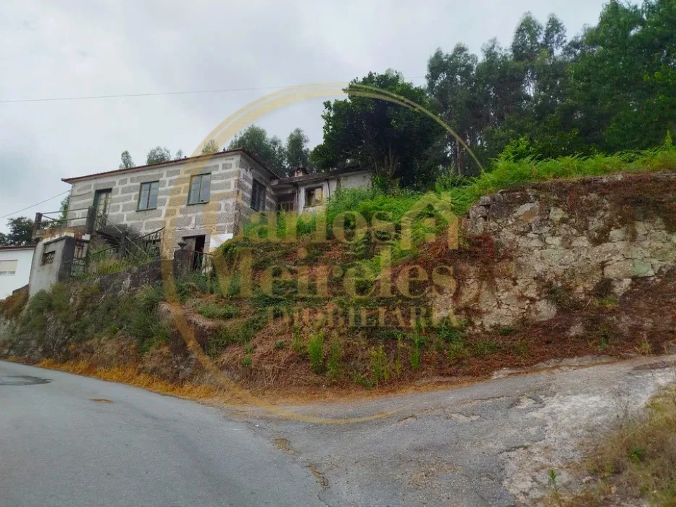 Moradia T3 para Venda em Brufe Foto 15