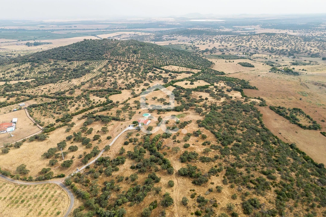 Quinta T3 para Venda em Assunção, Ajuda, Salvador e Santo Ildefonso Foto 86