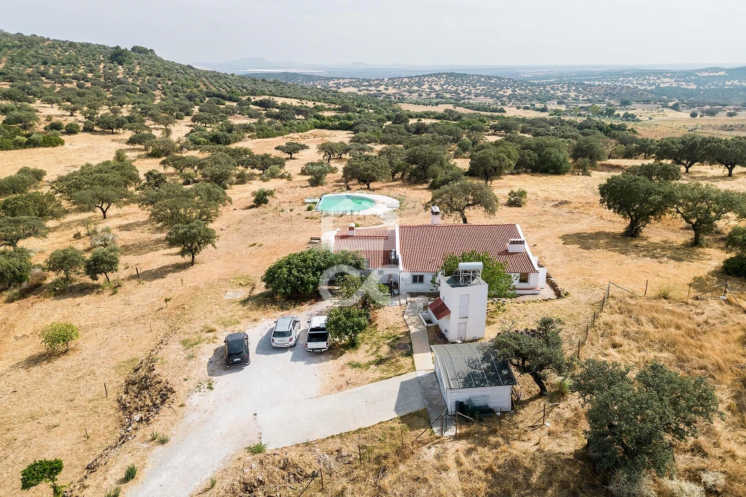Quinta T3 para Venda em Assunção, Ajuda, Salvador e Santo Ildefonso Foto 77