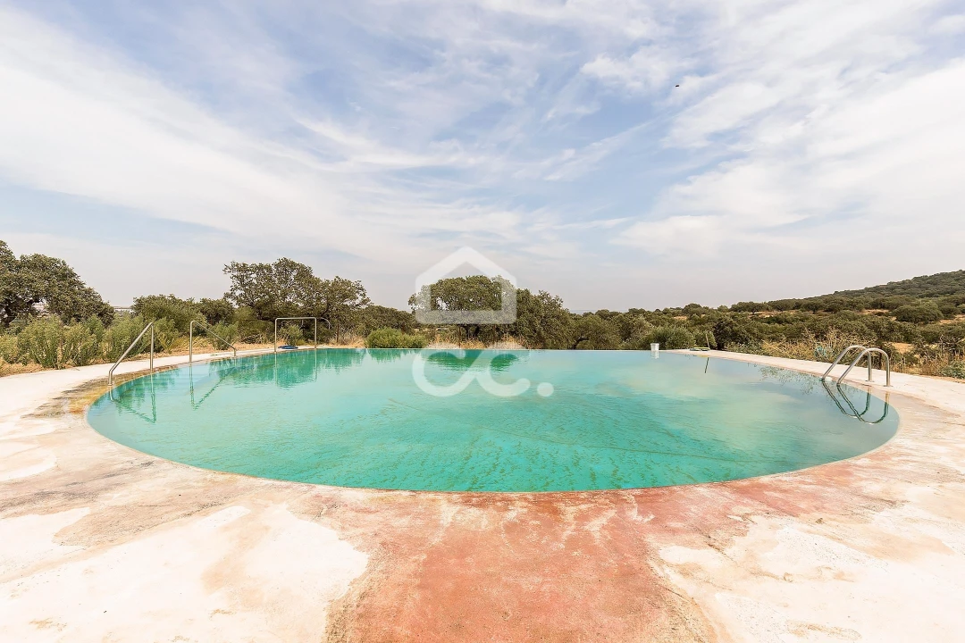 Quinta T3 para Venda em Assunção, Ajuda, Salvador e Santo Ildefonso Foto 61