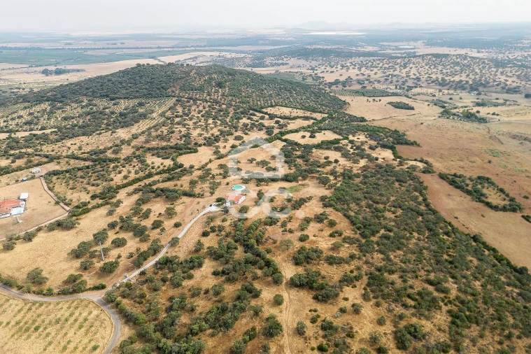 Quinta T3 para Venda em Assunção, Ajuda, Salvador e Santo Ildefonso Foto 86