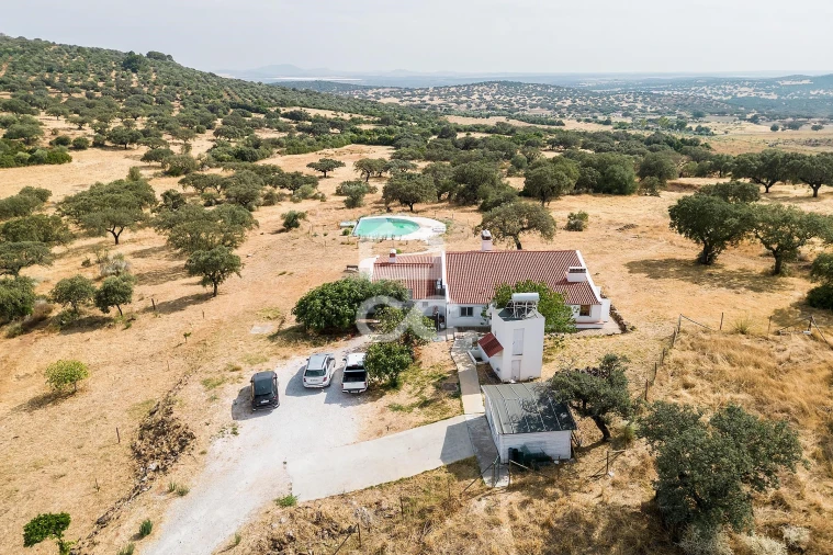 Quinta T3 para Venda em Assunção, Ajuda, Salvador e Santo Ildefonso Foto 77