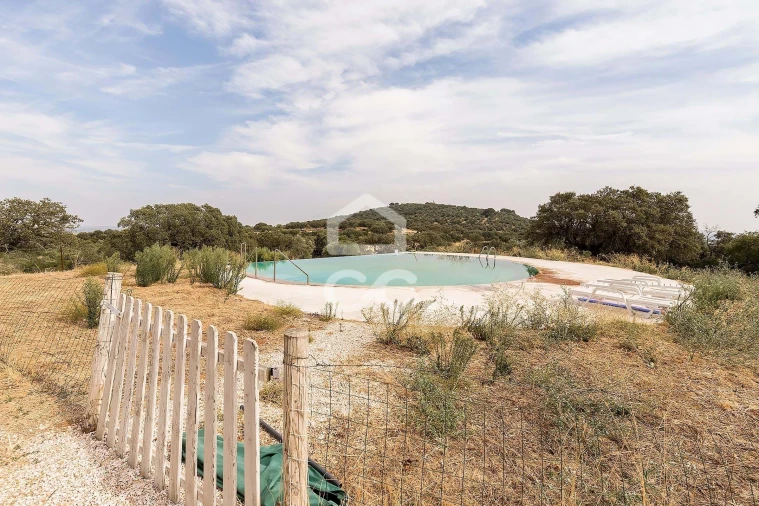 Quinta T3 para Venda em Assunção, Ajuda, Salvador e Santo Ildefonso Foto 59