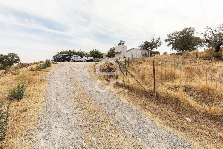 Quinta T3 para Venda em Assunção, Ajuda, Salvador e Santo Ildefonso Foto 67