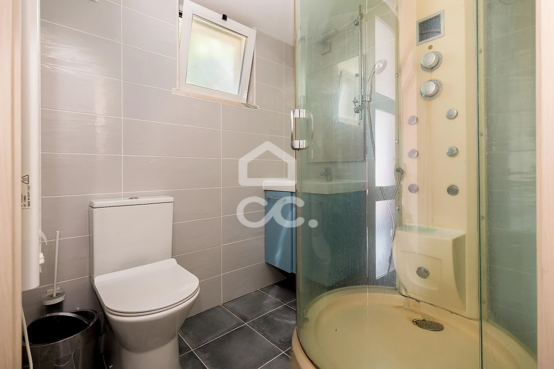 Quinta T3 para Venda em Assunção, Ajuda, Salvador e Santo Ildefonso Foto 27